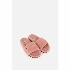Brakeburn Pink Slider Borg Slippers -Brakeburn shop unnamed file 1071