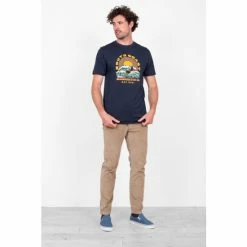 Brakeburn Blue South Coast Tee -Brakeburn shop unnamed file 192