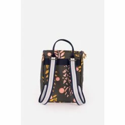 Brakeburn Green Winter Trailing Back Pack 2 Brakeburn Green Winter Trailing Back Pack -Brakeburn shop unnamed file 269