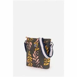 Brakeburn Green Winter Trailing Cross Body Bag 4 Brakeburn Green Winter Trailing Cross Body Bag -Brakeburn shop unnamed file 301