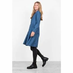 Brakeburn Blue Maple Pintuck Dress -Brakeburn shop unnamed file 396