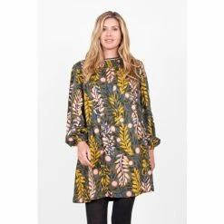 Brakeburn Green Winter Trailing Tipping Dress
