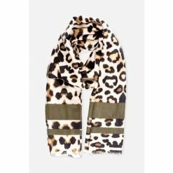 Brakeburn Print Leopard Blanket Scarf