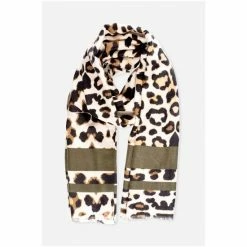Alternative view of Brakeburn Print Leopard Blanket Scarf
