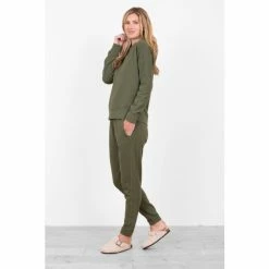 Brakeburn Green Libby Sweatshirt -Brakeburn shop unnamed file 702