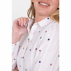 Brakeburn Cream Star Shirt -Brakeburn shop unnamed file 844