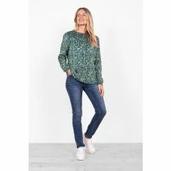 Brakeburn Green Ditsy Blouse -Brakeburn shop unnamed file 914